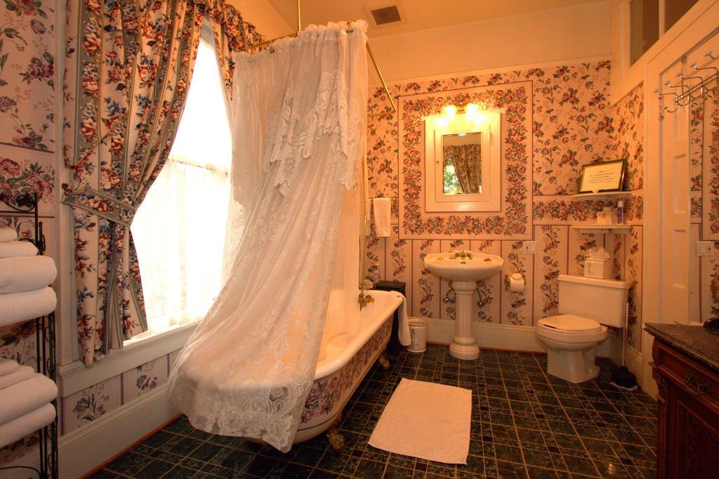 Lion And The Rose Victorian Guest House Portland Dış mekan fotoğraf